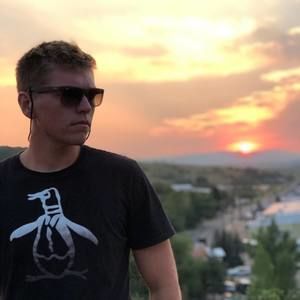 Meet your Posher, Brandon